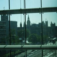 部屋からウェストミンスター寺院が見えます