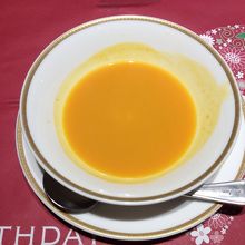 トマトとかぼちゃのスープ