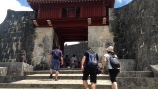 歓会門の次の門です