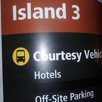 空港のバス乗り場