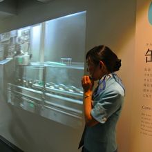 いろいろな工程をお姉さんが説明してくれる。