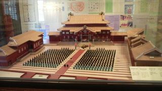 正殿からそのまま中に入れます