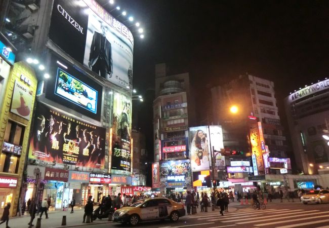 西門町夜景
