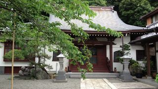 非常に静かです。