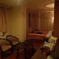 部屋がなかったのかバリアフリーの広い部屋でした(笑)