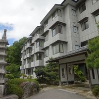 綺麗なグレーの外観です