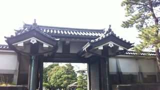 堀の高さがすごいです!!