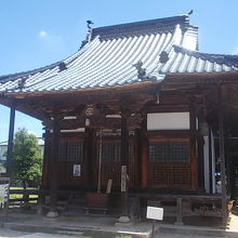 歴史ある庫裏堂もあります