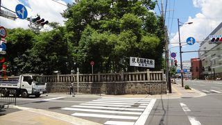 伏見稲荷大社の静かな御旅所です。