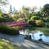 立派な日本庭園があります