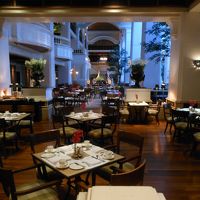 朝食レストラン