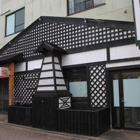 本館1階が居酒屋になっています