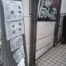 食事も十分おいしく、楽しめます