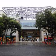 横浜新名所　観光にも普段使いにもイケる商業施設マークイズみなとみらい