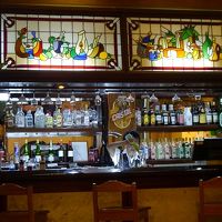 バーは24時間営業