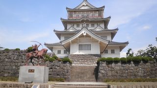 千葉駅周辺の花見スポットです