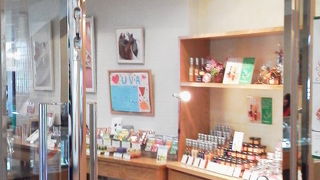 やっぱりワッフルで・・「マザーリーフ 仙川店/MOTHER LEAF」～調布・仙川～