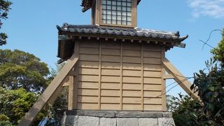 直ぐ横の海辺が綺麗です。