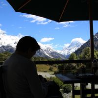 見晴らしのよいカフェのオープンテラス