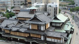 ここから見る道後温泉本館