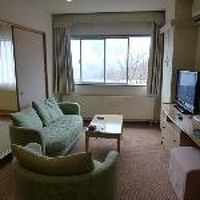 部屋はきれいで広い