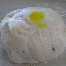 大きい拳！アツアツではないけどラップに包まれてます。