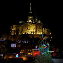 夜のモンサンミッシェル