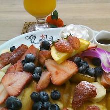 見た目は豪華なので話の種には・・・