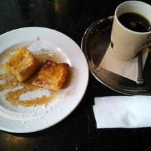 ココナッツトースト＆コーヒー