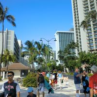 ワイキキの中心にあります