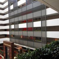 ホテルの内側です。下に朝食のレストランがあります。