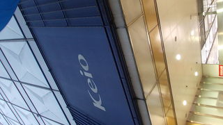 品ぞろえが豊富だが年齢層は高めがターゲット