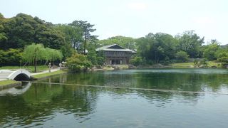 見応えのある回遊式庭園