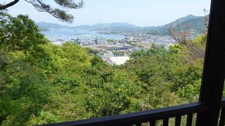 生口島 --- 「しまなみ海道」にある「国産レモン生産量日本一」の島です。