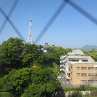 窓から熊本城