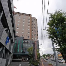 このホテルの1階