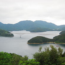 多島美を堪能できる狭い海峡
