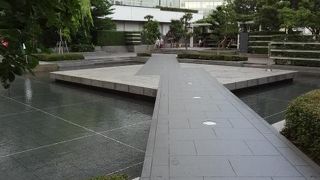 クィーンズスクエアのイベントスペースです。