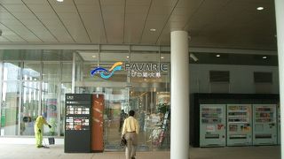 琵琶湖のサービスエリア