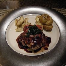 盛り付けもきれいです