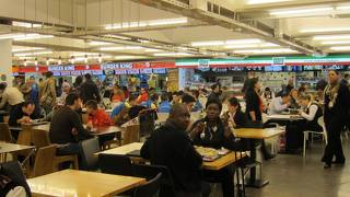 食べる場所が充実している