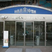 入り口　ビルの１ｆ