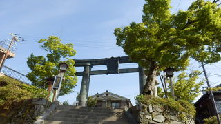 金峯山寺からは離れている