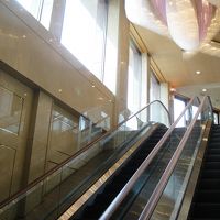 SMAP5人も利用したエスカレーター