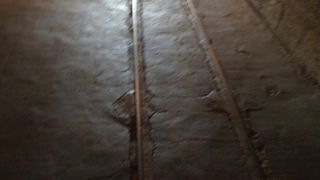 ランプの明りが幻想的なレストランがある