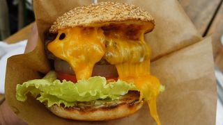 どろんと溶けたチーズがなんとも印象的