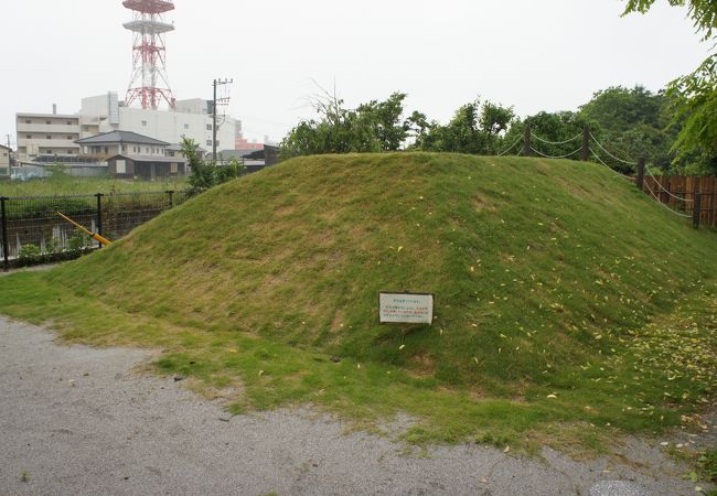 中津の城下町は、土塁と堀で囲まれた城郭都市だったそうです