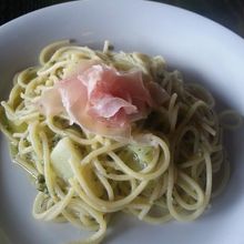 メインのパスタ