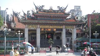 台湾最古のお寺。