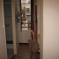 部屋から窓方向